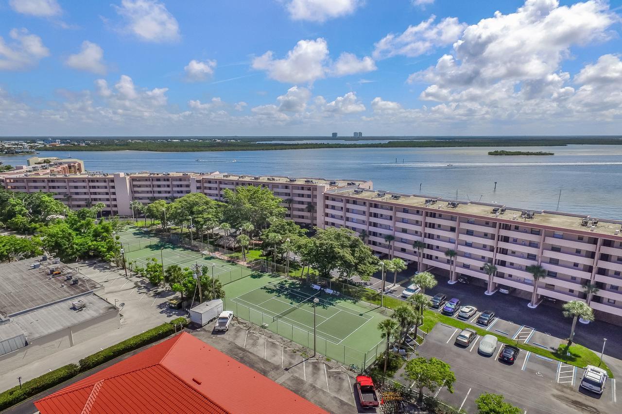 Riverside Club Marco Island Exterior photo